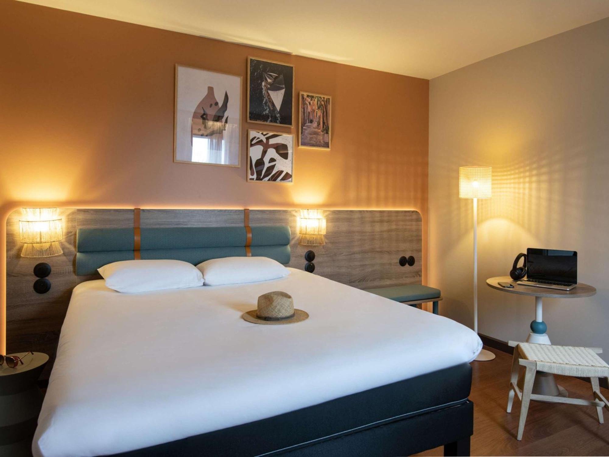 Ibis Golfe De Saint-Tropez Otel Cogolin Dış mekan fotoğraf