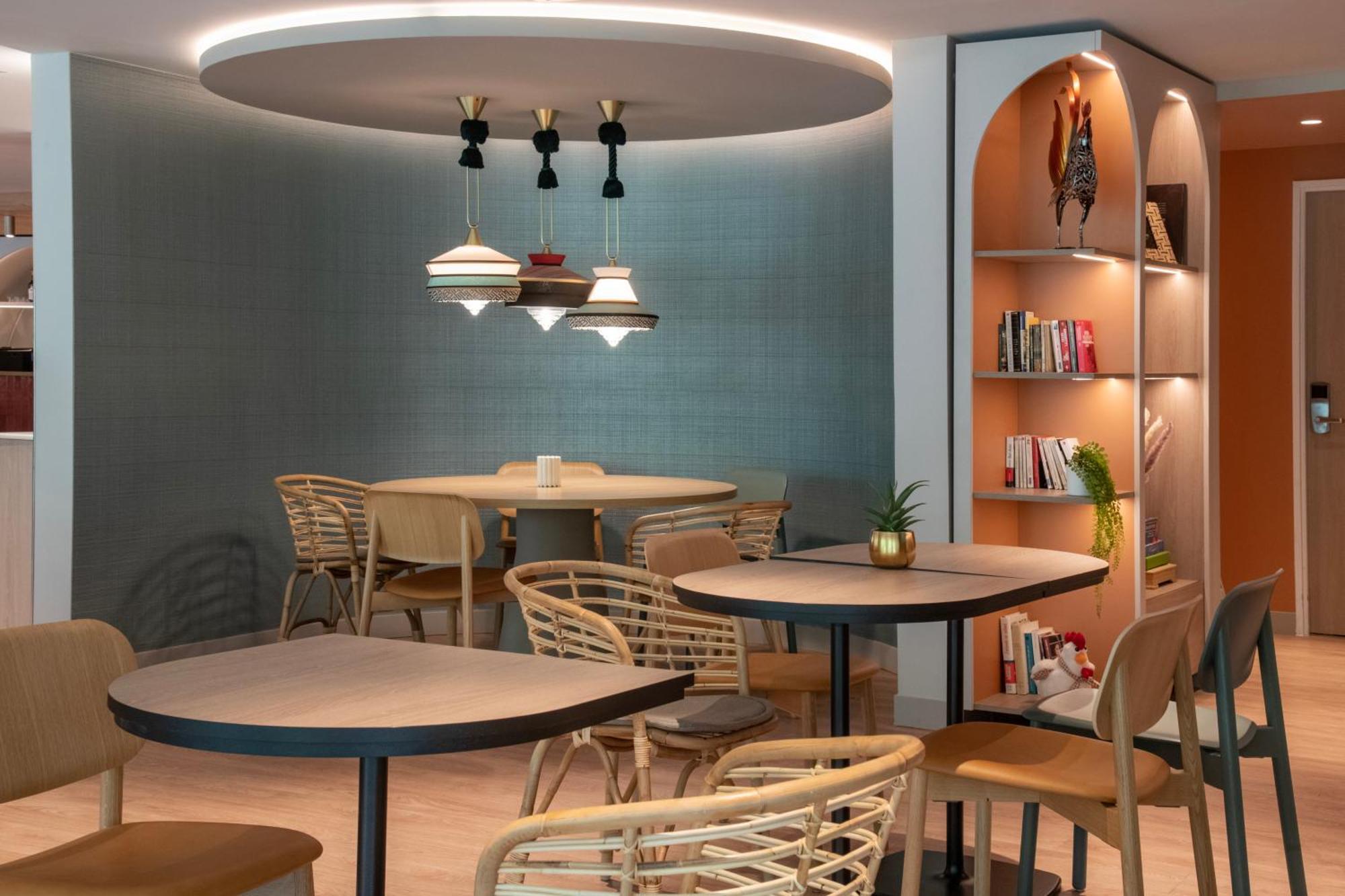 Ibis Golfe De Saint-Tropez Otel Cogolin Dış mekan fotoğraf