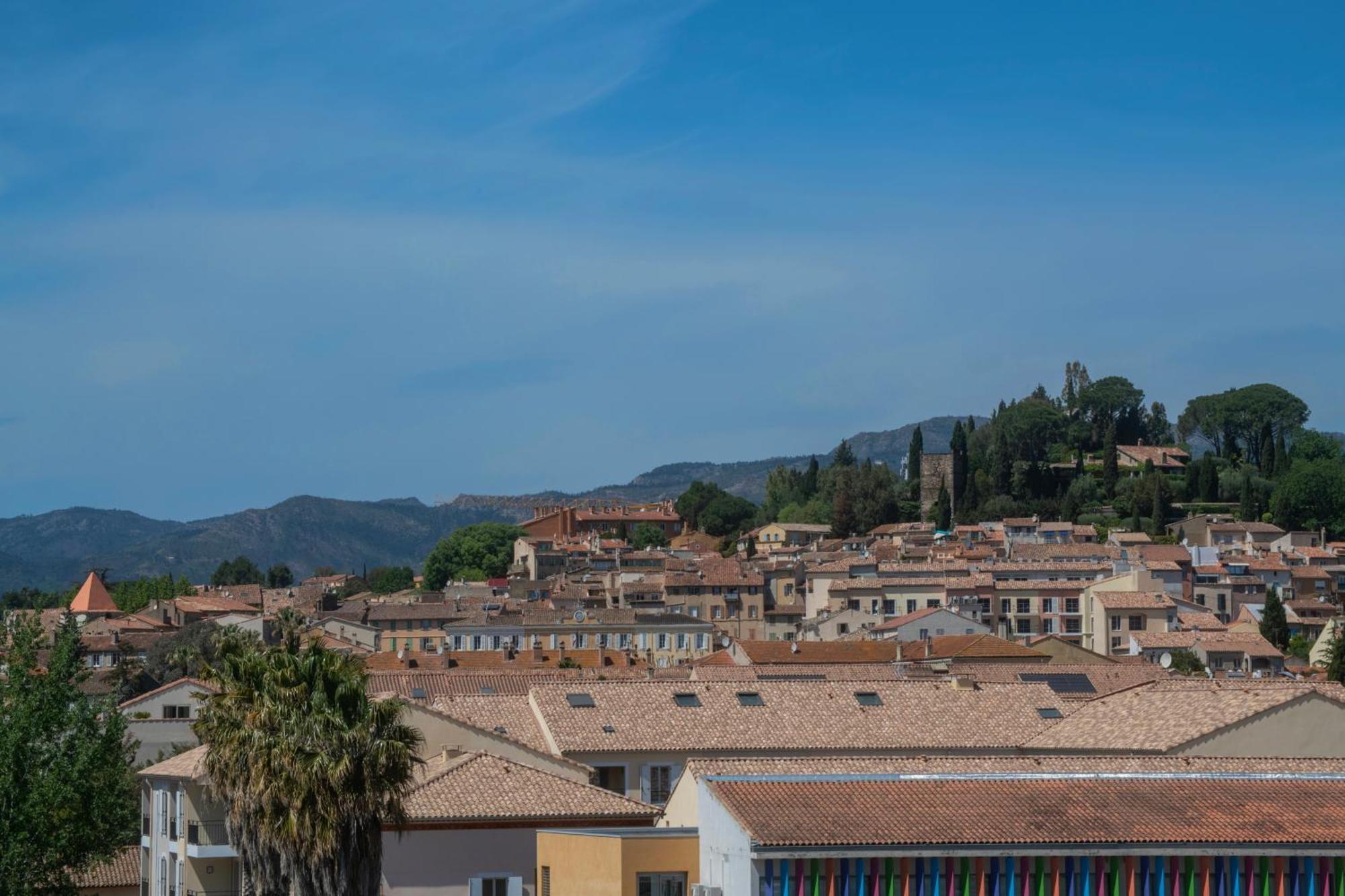 Ibis Golfe De Saint-Tropez Otel Cogolin Dış mekan fotoğraf